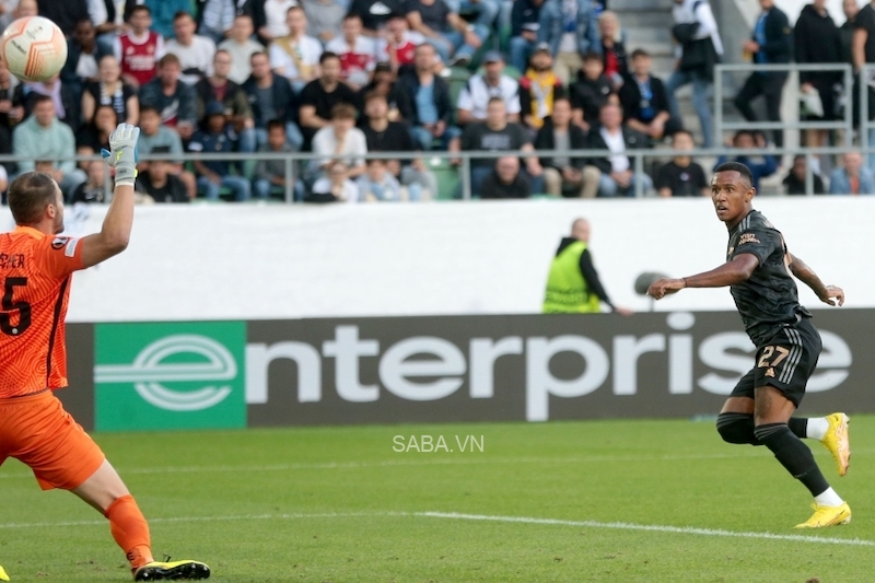 Marquinhos ghi bàn ngay lần đầu đá chính cho Arsenal