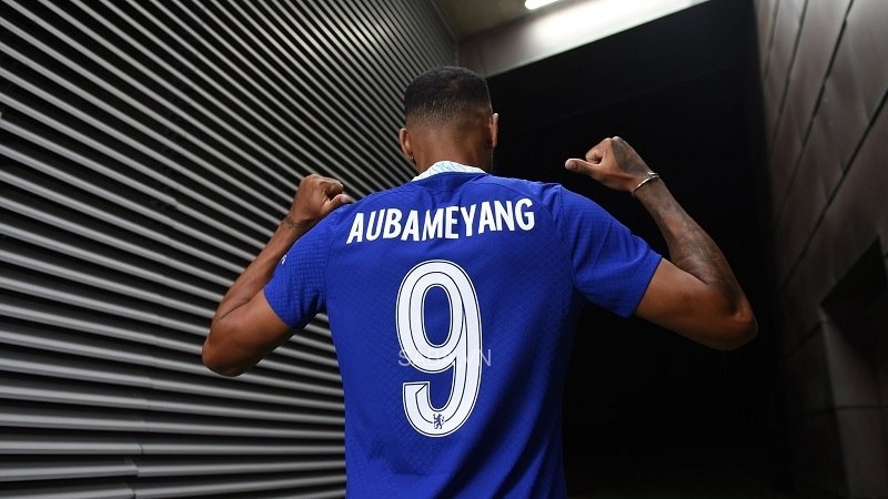 Aubameyang sẽ sớm ghi bàn cho The Blues