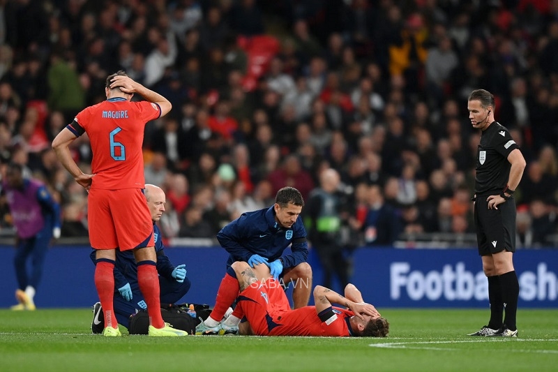 Chấn thương của John Stones không phải đơn giản (Ảnh: Getty Images)