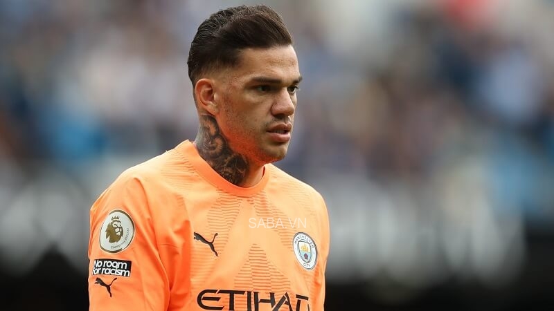 Ederson được đánh giá cao hơn Alisson