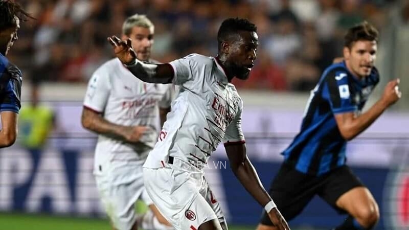 Origi đến Milan với nhiều kỳ vọng