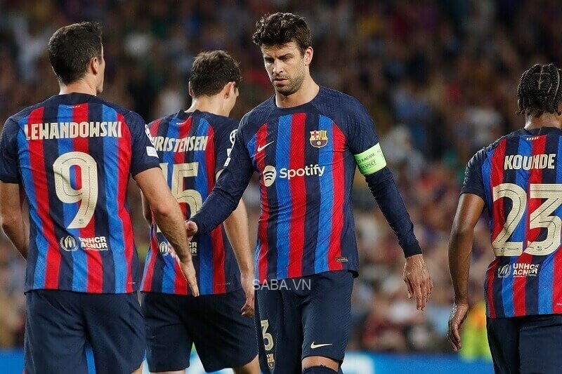 Tương lai Pique tại Camp Nou đang là một dấu hỏi