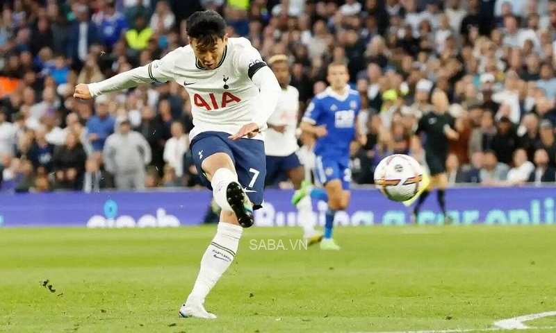 Son Heung-min bùng nổ sau khi bị HLV Conte đẩy lên ghế dự bị