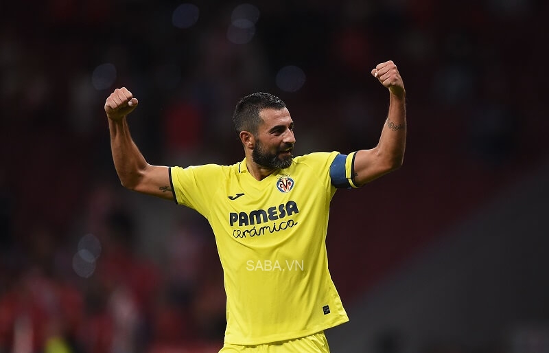 Albiol hiện đang chơi bóng cho Villarreal