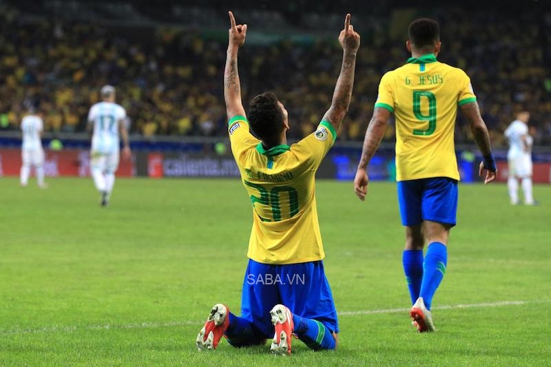 Jesus và Firmino sẽ phải chiến đấu cho vị trí đá chính tại World Cup