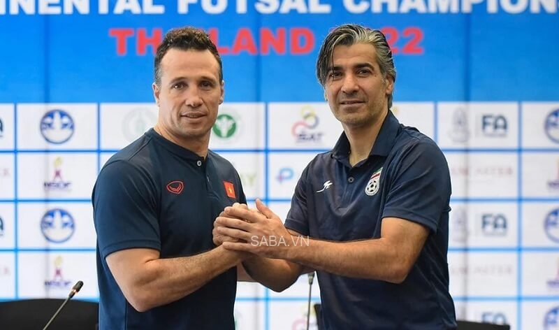 HLV Việt Nam tự tin, HLV Iran dè chừng trước tứ kết futsal châu Á 2022