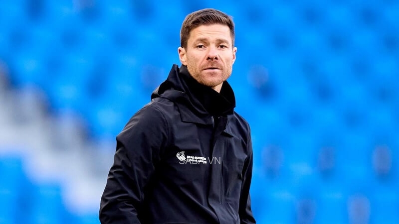 Xabi Alonso làm HLV Bayer Leverkusen