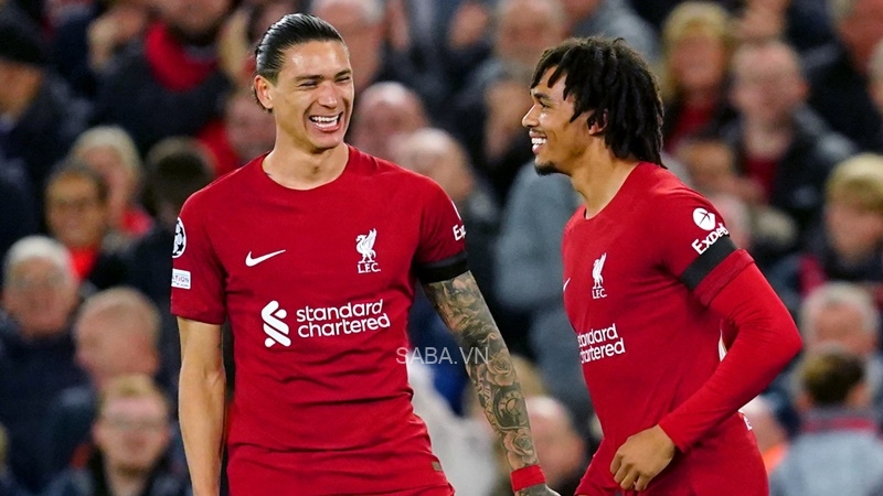 Trent đập tan chỉ trích, Liverpool thắng nhẹ nhàng Rangers