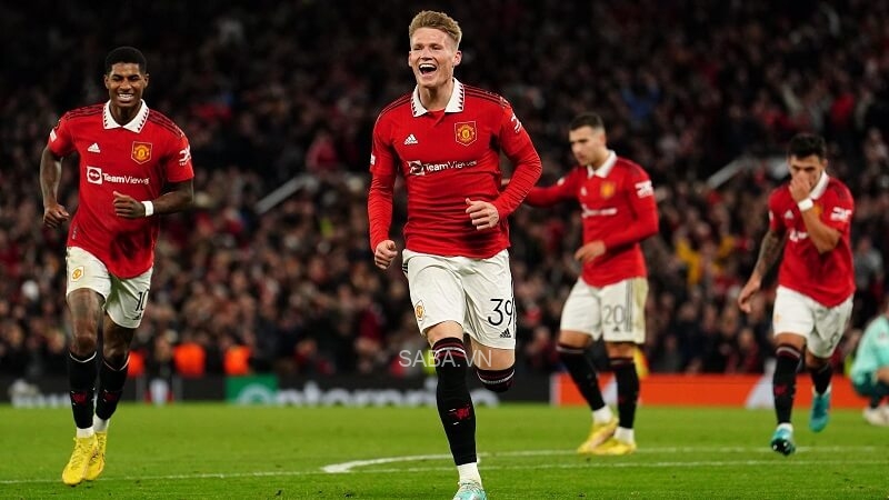 McTominay là người hùng của M.U rạng sáng nay