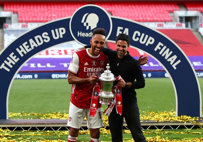 Arteta và Aubameyang khá thân trước khi tiền đạo người Gabon tái vi phạm nội bộ