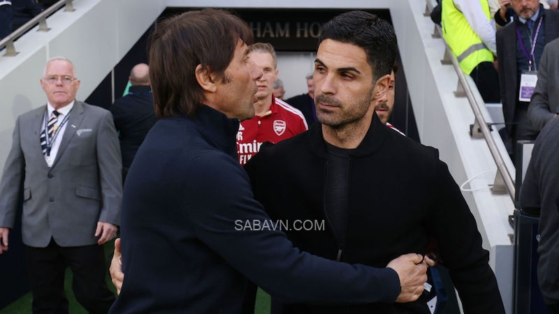 Conte mùa này từng cho rằng Tottenham không được đầu tư mạnh như Arsenal