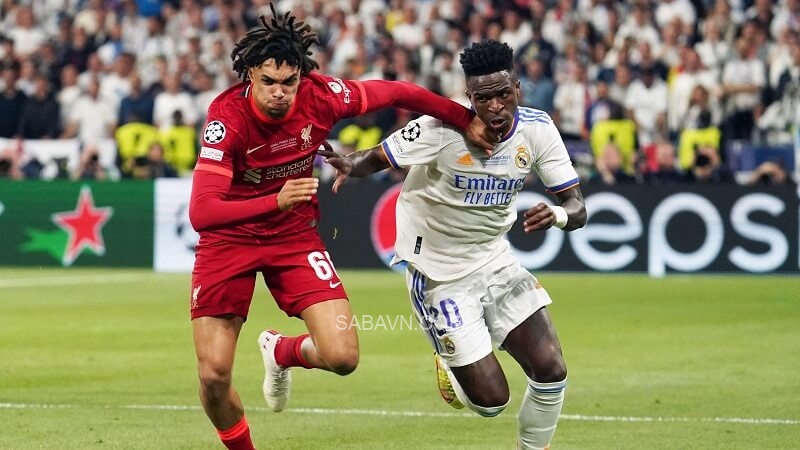 Liverpool thua Real Madrid ở chung kết mùa 2021/22.