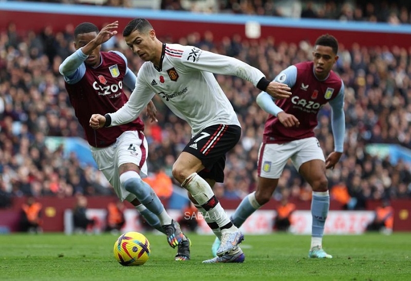 Ronaldo chỉ có 1 cú sút trúng đích trước Aston Villa