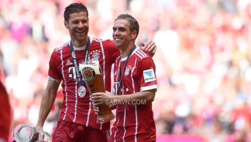 Lahm và Alonso trong màu áo Bayern