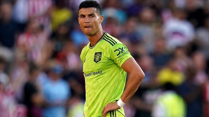 Liệu rằng Ronaldo đã tự phá bỏ hình ảnh của mình?