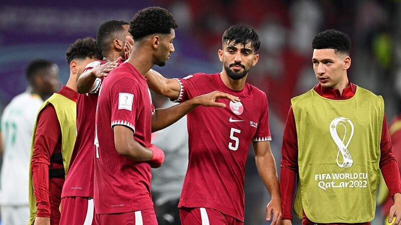 Qatar là nước chủ nhà có thành tích tệ nhất