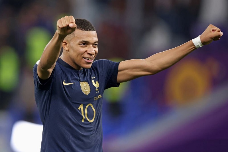 Mbappe hoàn toàn có thể phá kỷ lục của huyền thoại Pele trong thời gian tới