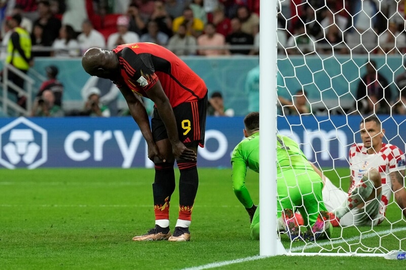 Lukaku 'góp công' lớn khiến đội nhà bị loại