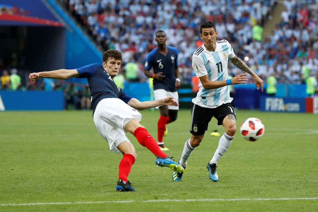 Pavard là chủ nhân bàn thắng đẹp nhất World Cup 2018