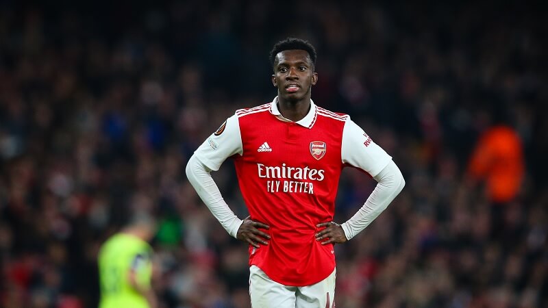 Eddie Nketiah có cơ hội thể hiện khi Jesus chấn thương