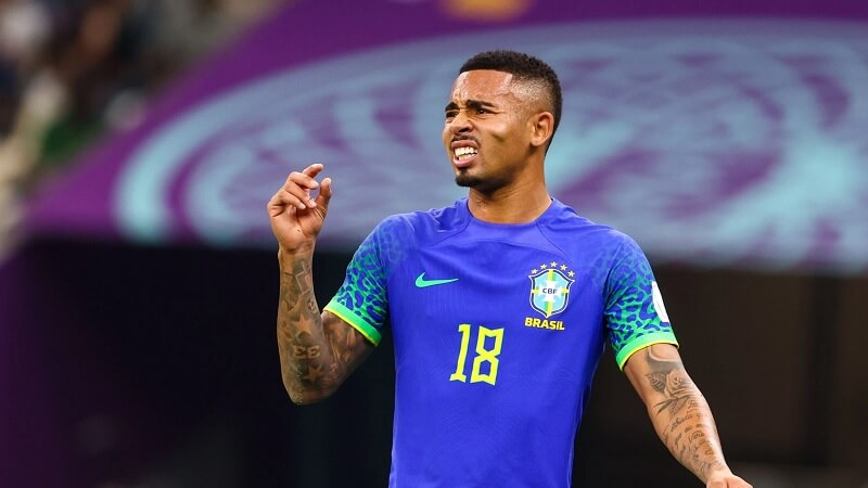 Gabriel Jesus chia tay World Cup vì chấn thương