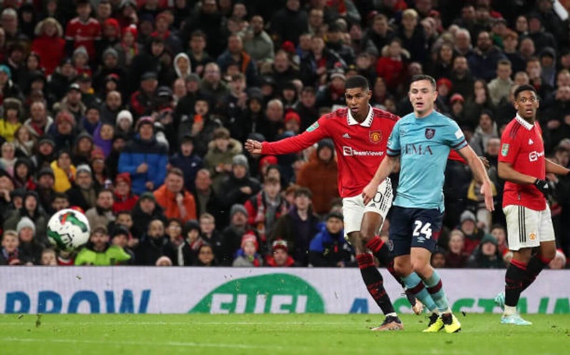 Rashford ấn định chiến thắng cho đội chủ nhà