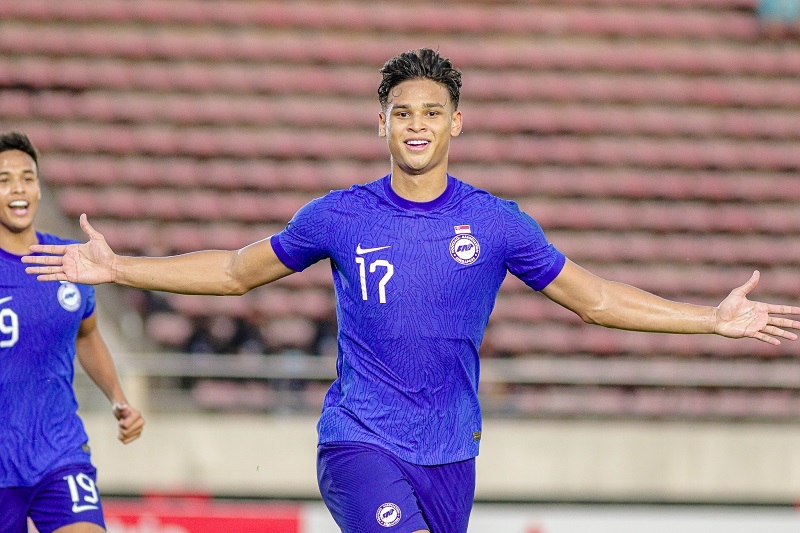 Irfan Fandi đang có giải đấu bùng nổ trong bối cảnh 2 người anh em của cầu thủ này không thể góp mặt