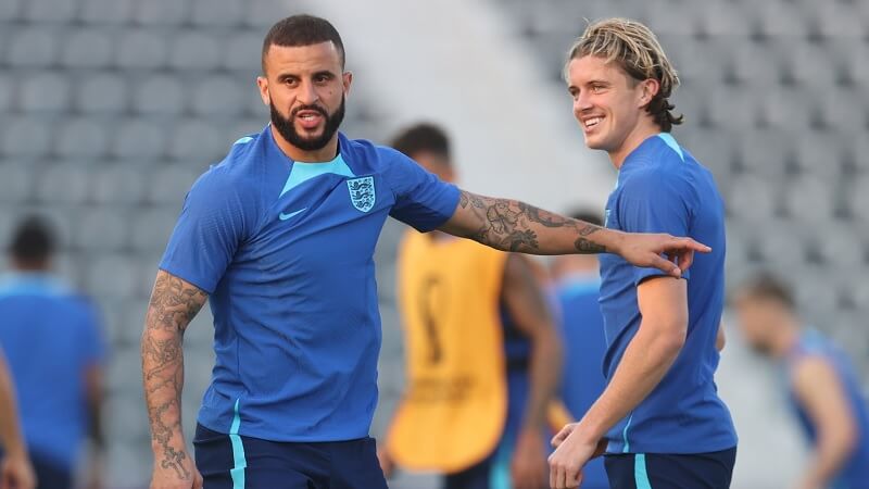 Kyle Walker là người duy nhất có thể chặn Mbappe