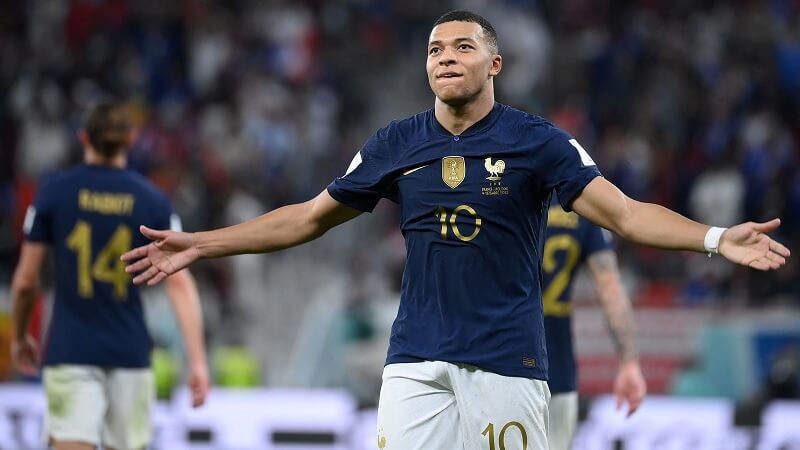 Kylian Mbappe là ngôi sao sáng nhất của Les Bleus