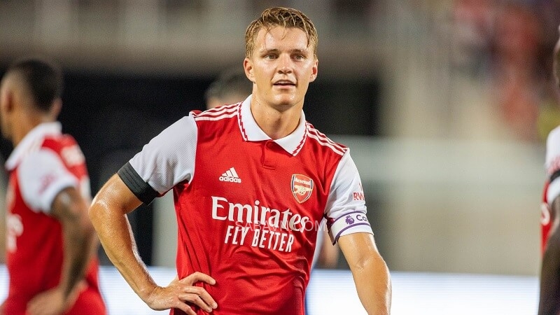 Odegaard muốn ở lại Arsenal lâu hơn