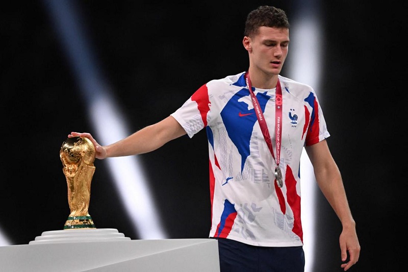 Pavard gần như không được ra sân ở World Cup 2022