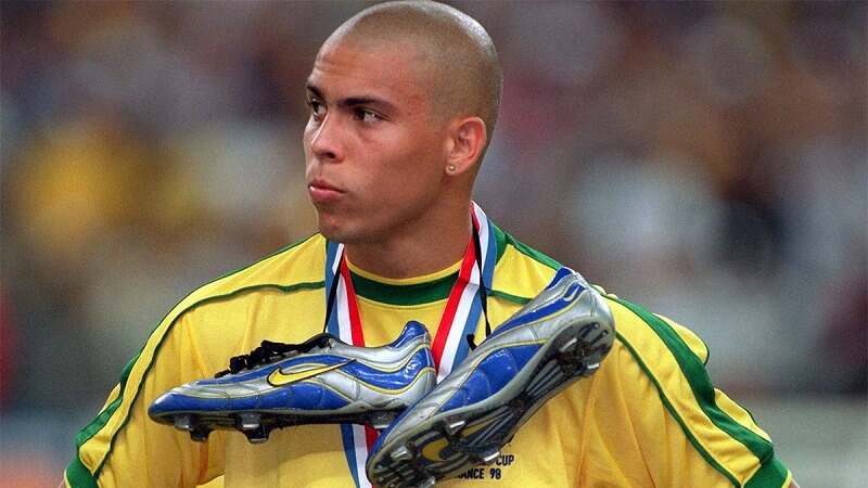 Ronaldo de Lima không được người Brazil tôn trọng