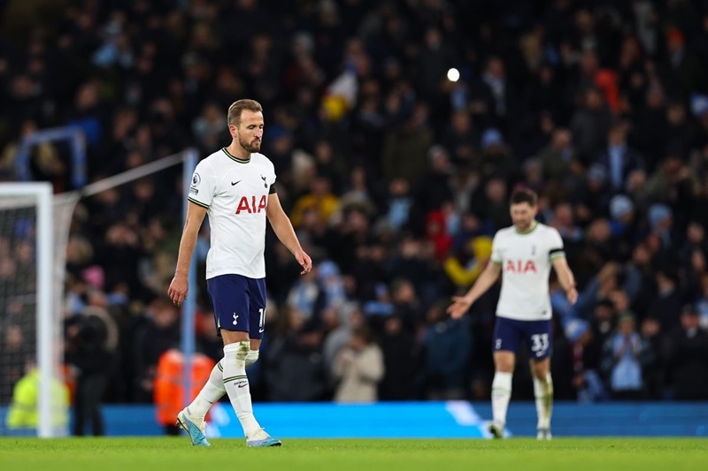 Tottenham đang lún sâu trong khủng hoảng 