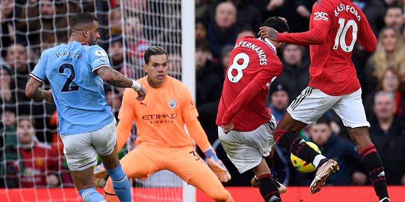 Rashford chủ động nhả bóng để Bruno dứt điểm tung lưới Man City