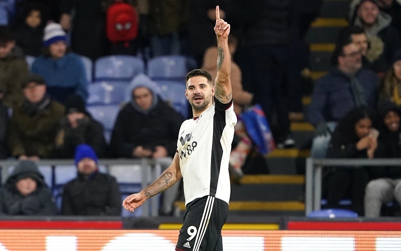 Mitrovic đã có 10 bàn tại Premier League mùa này