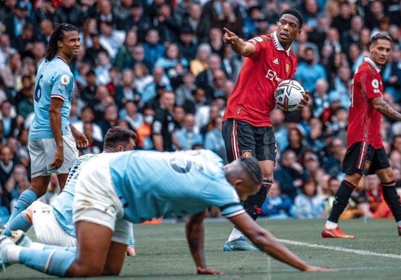 Martial có duyên làm bàn trước Man City (Ảnh: Manchester United)