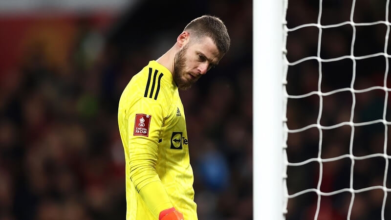 De Gea sẽ phải giảm sâu lương để ở lại