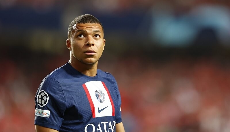 Tương lai của Mbappe tại PSG chưa bao giờ chắc chắn