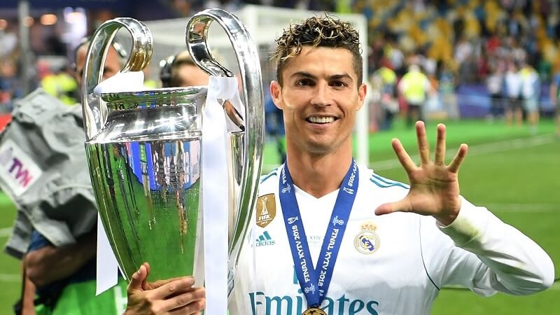 Cris Ronaldo trải qua đỉnh cao cùng Real Madrid