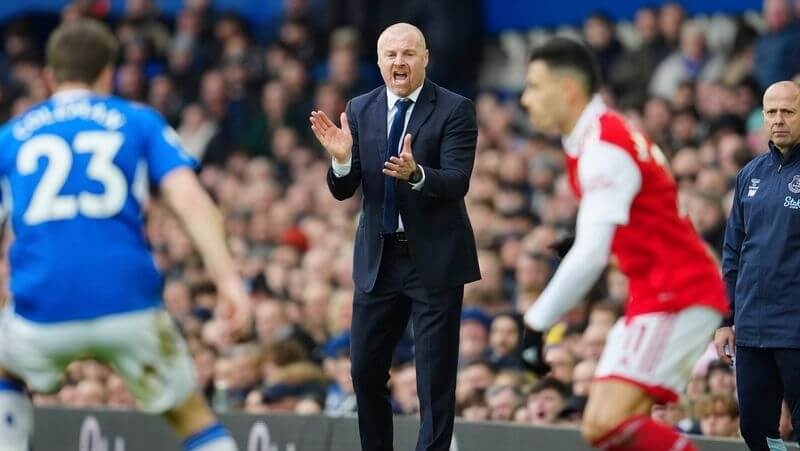 Nhờ Sean Dyche, Everton có thể trụ hạng