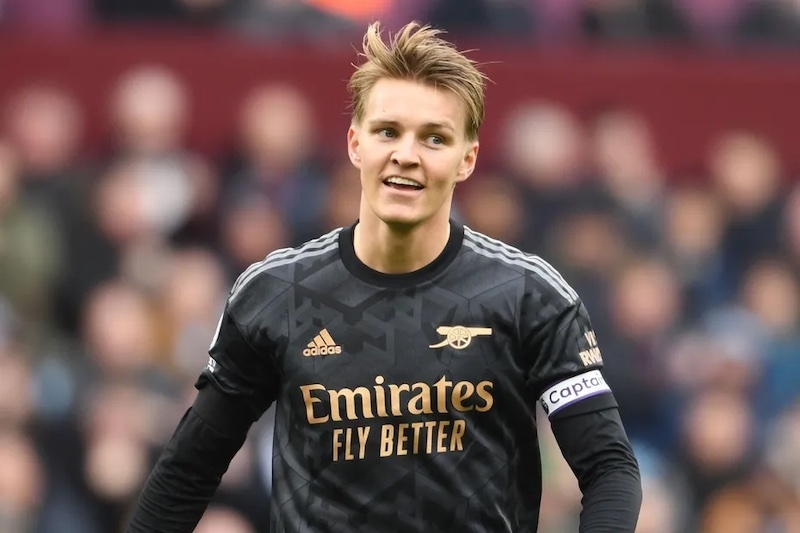 Odegaard thực chất đã chơi rất tốt trước Villa, nhất là sau giờ nghỉ