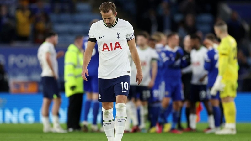 Kane không thể cứu Tottenham mỗi tuần