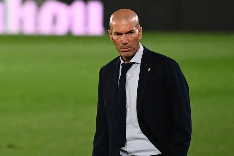 Zidane thất nghiệp gần 2 năm