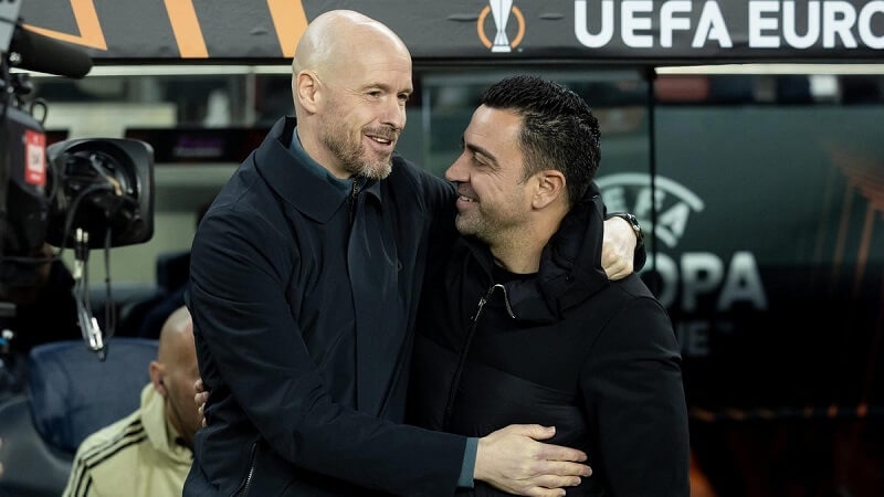 Xavi và Ten Hag đã bất phân thắng bại ở màn so tài vào tuần trước