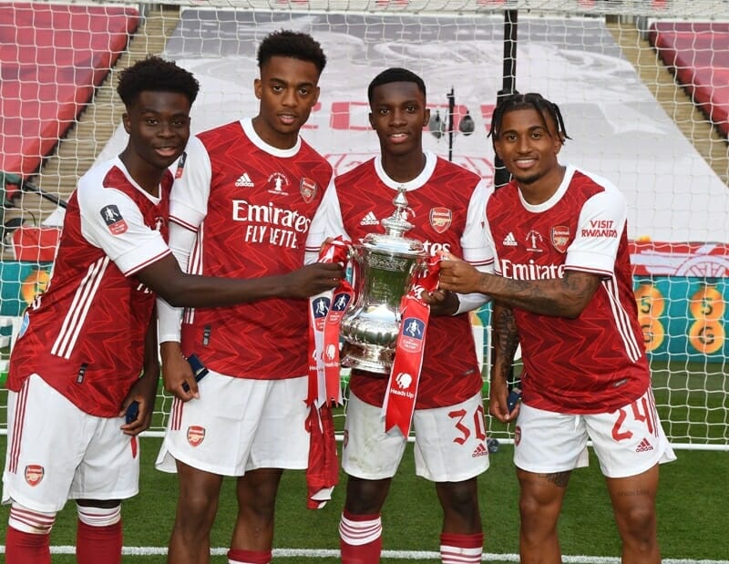 Willock đã rời đi nhưng 3 người còn lại đang đóng góp quan trọng vào lối chơi của Arsenal 