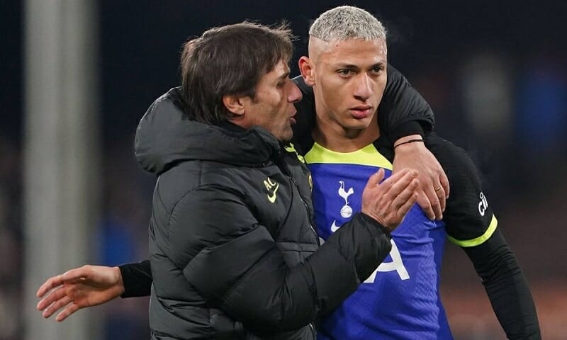 Richarlison khẳng định luôn giải quyết vấn đề với Conte bằng những cuộc nói chuyện chuyên nghiệp