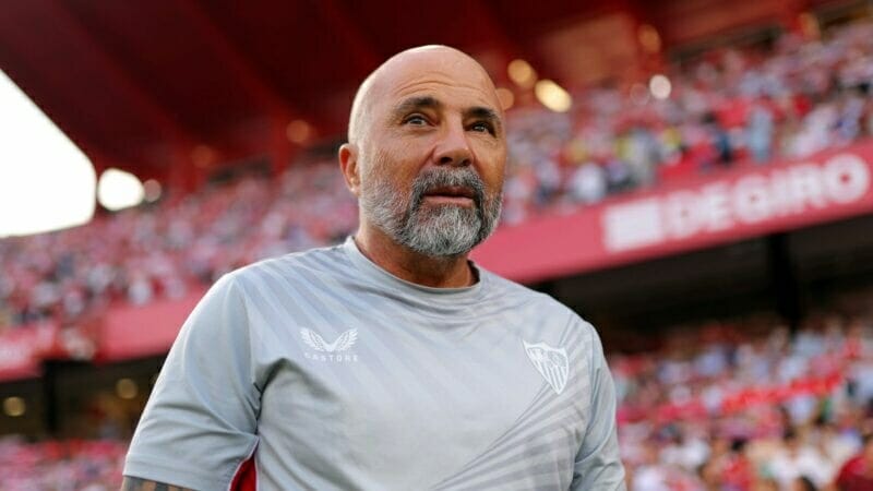 Sampaoli mới chỉ dẫn dắt Sevilla 31 trận