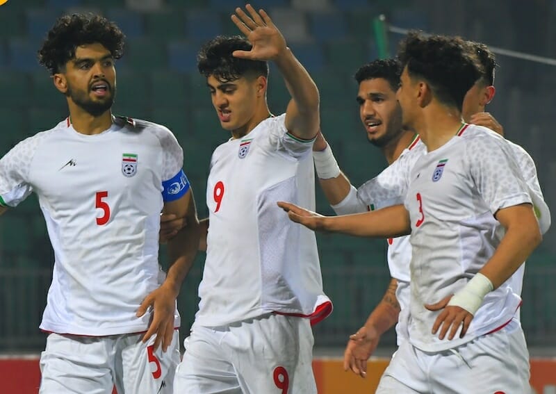 U20 Việt Nam phải san sẻ ngôi đầu sau trận đấu giữa U20 Iran và U20 Qatar