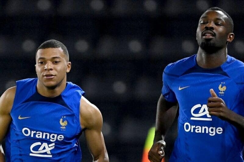 Konate và Mbappe thuộc thế hệ tương lại của tuyển Pháp