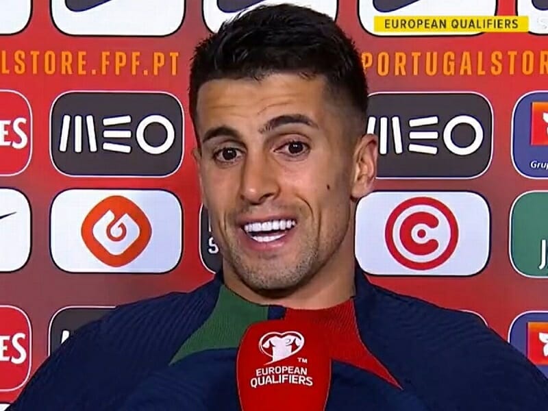 Cancelo tỏ ra dí dỏm khi nói về việc Tuchel được Bayern chọn